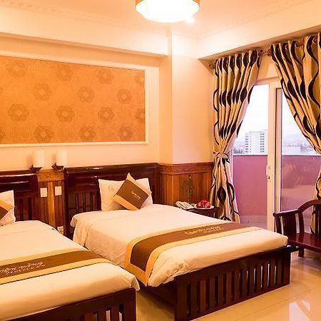 Bien Vang Hotel Da Nang Exterior foto